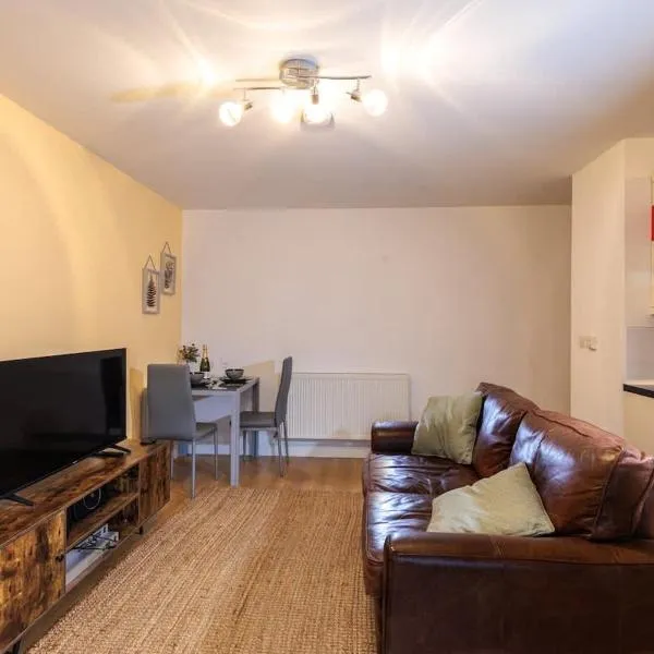 Heather Cottage - a beautiful cosy cottage for couples, отель в городе Snainton