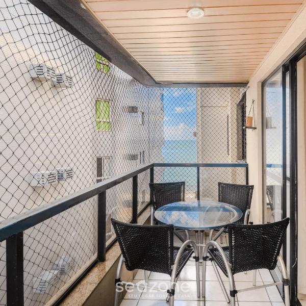 Apartamento em condomínio pé na areia - EFE0803