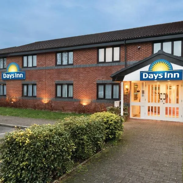 Days Inn Michaelwood M5, hotel in Slimbridge