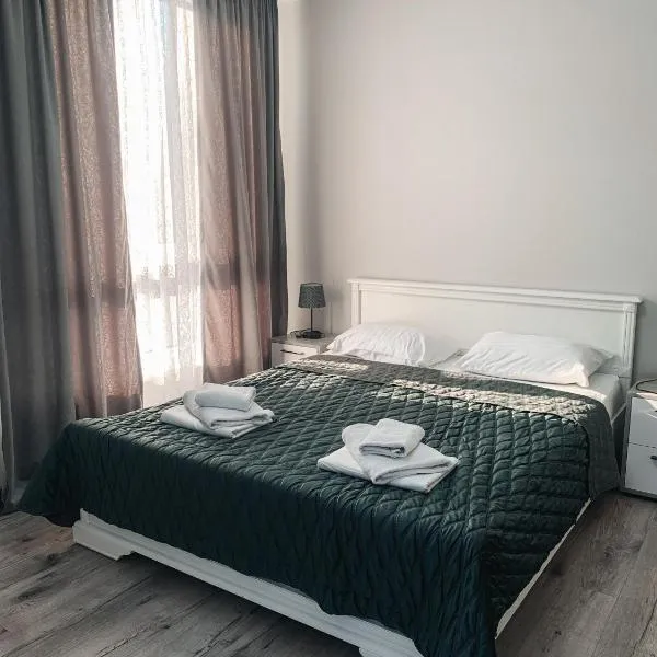 Apartments Domovik Трьохкімнатна квартира , Миру 11 с кв 19, hotel in Mukacheve