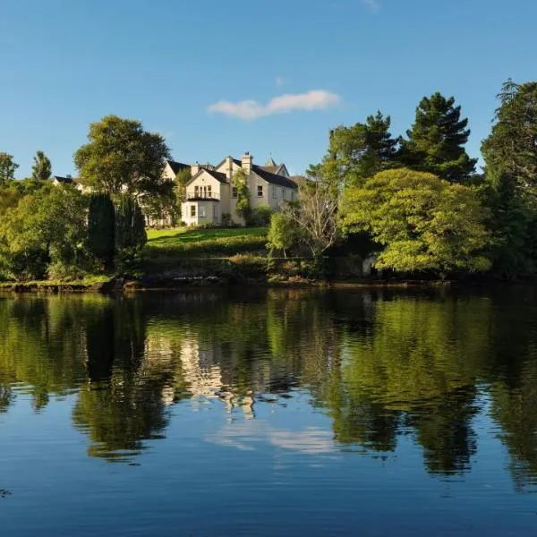 Sheen Falls Lodge, hotel in Coolvard Bridge