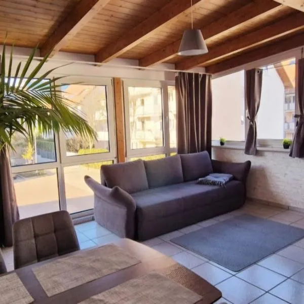 Apartment Neckarglück, hotel v destinaci Edingen-Neckarhausen