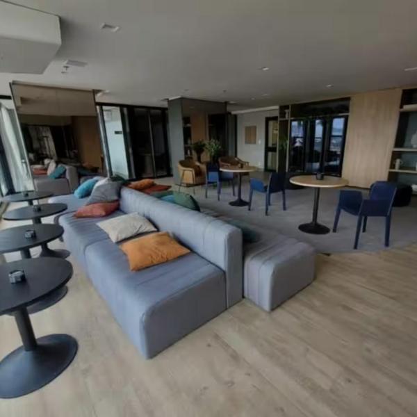 Skylux Flat Com Piscina Vaga e Varanda