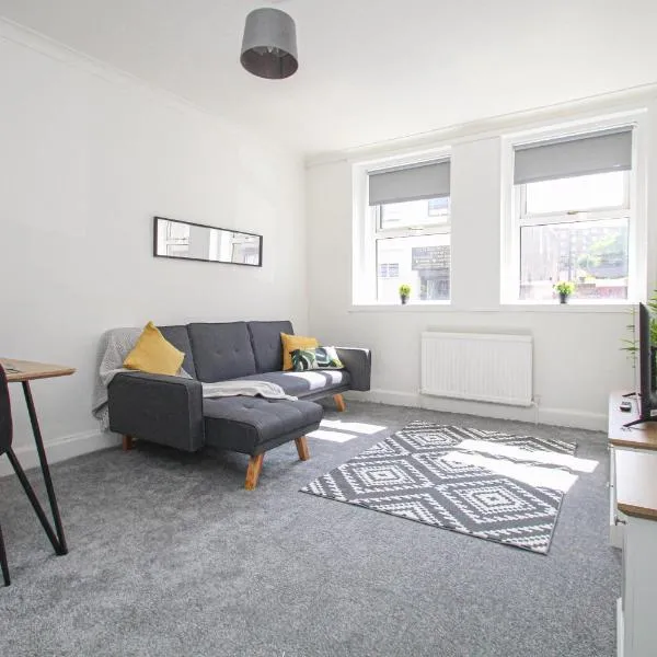 Tobago Urban Apartment, hotel in Greenock