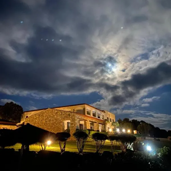 Hotel Valkarana Country Relais, מלון בסנט אנטוניו די גאלורו