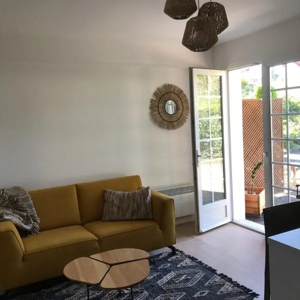 charming place ideally located, hotel in Ciboure