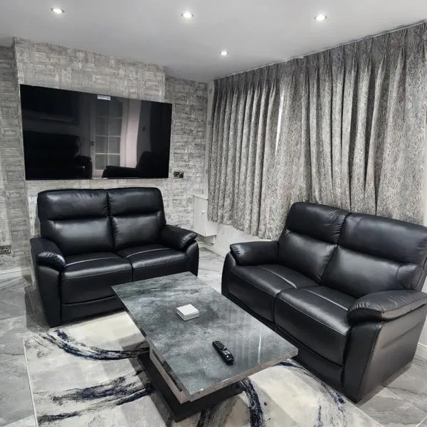 Three bedrooms Luxury City Centre Home, hotel in Belfast