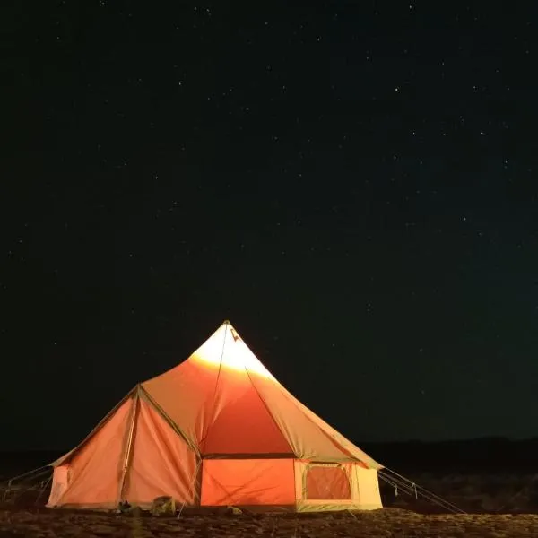 Bidiyah Old Bedouin Wahaiba Desert NEW CAMP, hotel a Badīyah