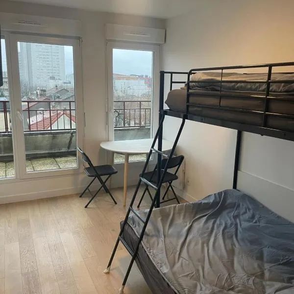 Chambres privées dans un appartement de 4 pièces – hotel w mieście Alfortville