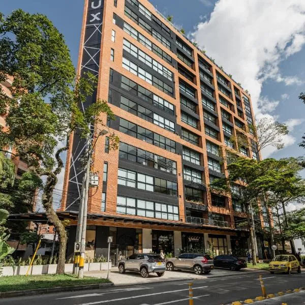Kyux Studios by Jalo - Laureles, hotel in Medellín