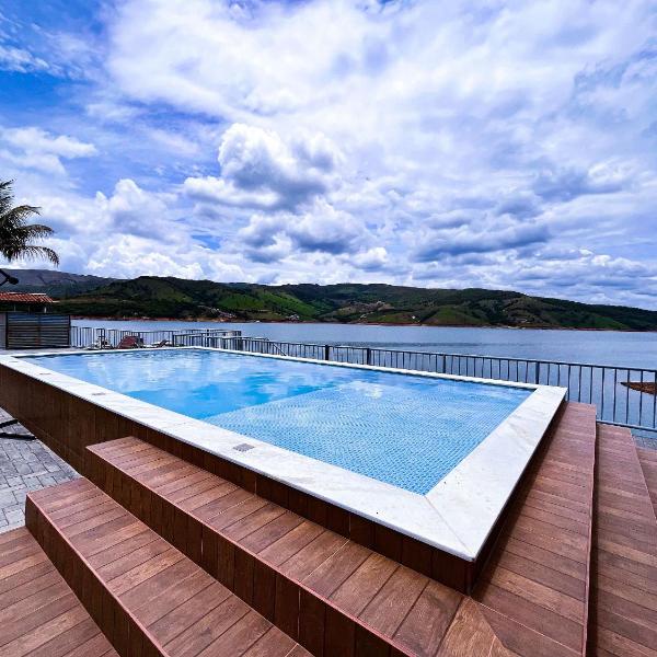 Casa em Capitólio com piscina e vista para lago | W1