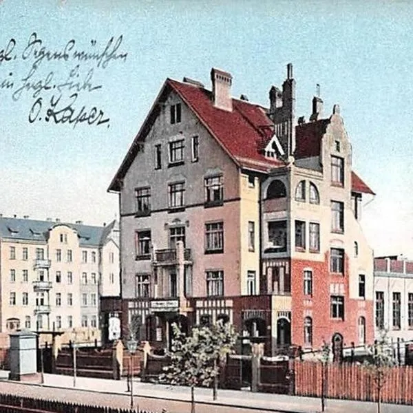 Hostel J17, hotel v Katovicích