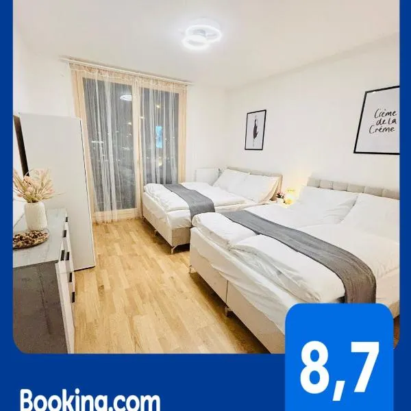 New Luxury Apartmen at Andel Metro Station, hotel in Prague