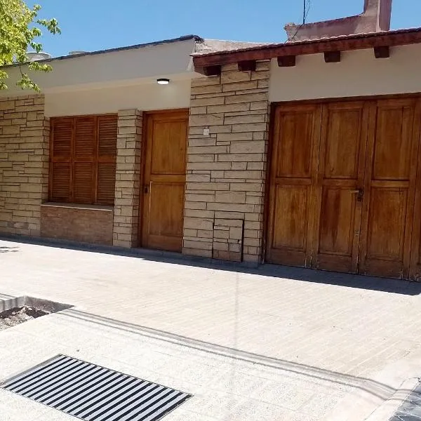 Casa confortable con muy buena ubicación, ξενοδοχείο σε Las Heras