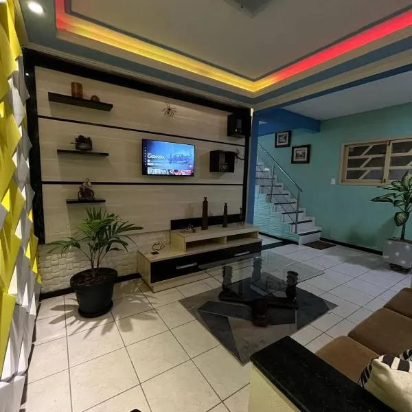 casa 3 quartos1suíte com frigobar smart tv netflix ar-condicionado, ξενοδοχείο σε Καμπίνα Γκράντε