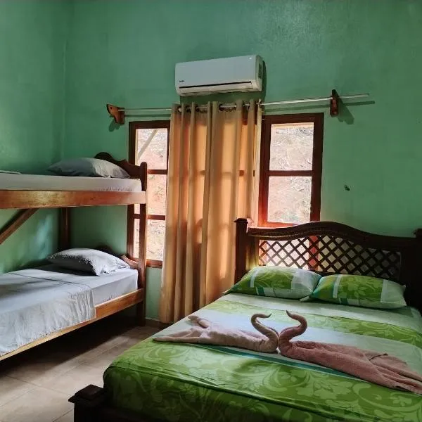 Osa House - Drake Corcovado Tours, hotel in Drake