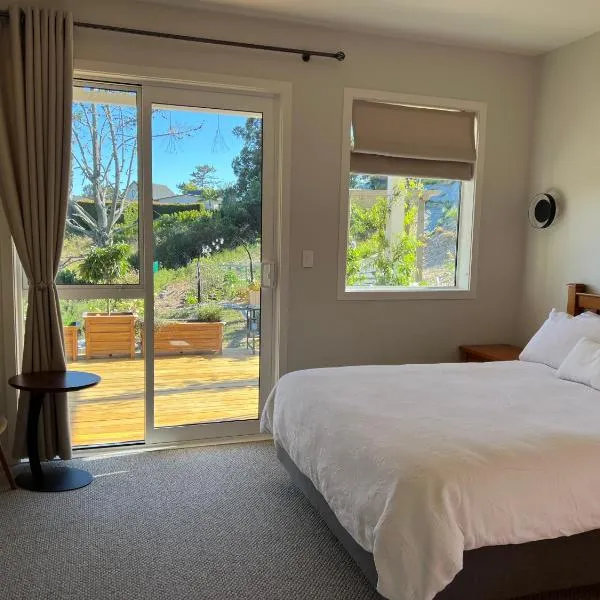 Peaceful Bush Getaway, khách sạn ở Auckland
