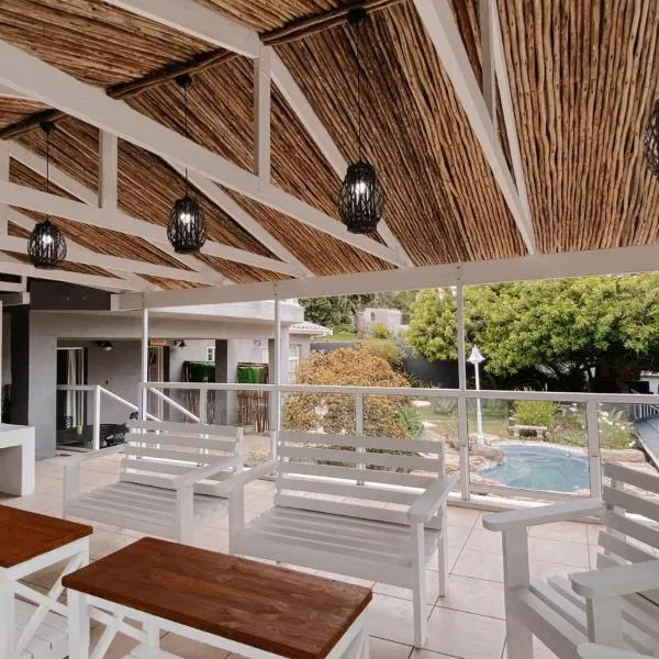 Treetops, Amblewood Guesthouse, hotel v destinaci Kenton on Sea