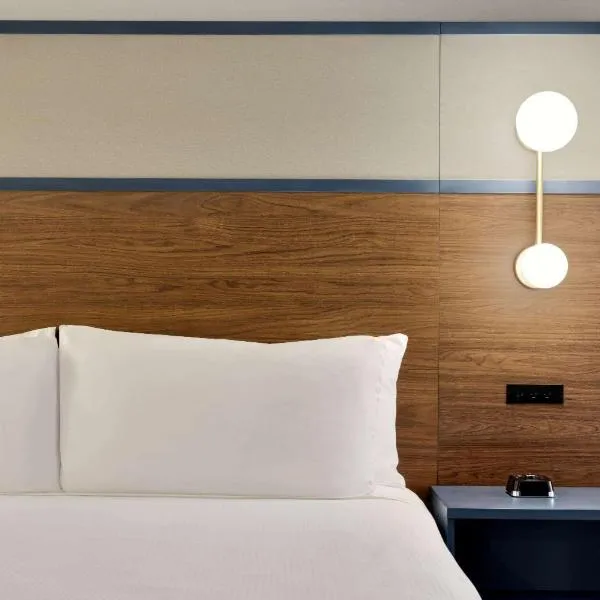 AmericInn by Wyndham Lincoln South, hotelli kohteessa Lincoln