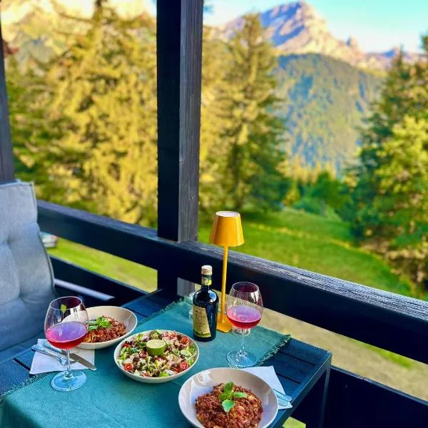 THE ALPINE STUDIO proche du lac Frience, chiens admis, parking privé, hotel v destinaci Gryon
