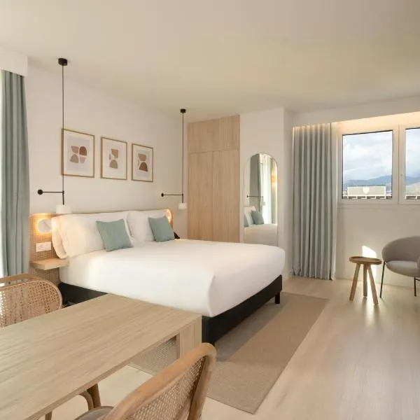 Staybridge Suites & Apartments Malaga by IHG, khách sạn ở Málaga