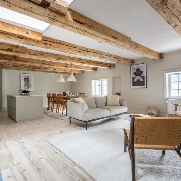 Stylish loft in the heart of CPH, hotel em Copenhaga