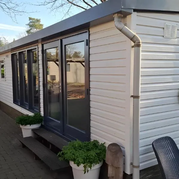 La Casa Di Nyo - Camping De Schatberg, hotel a Sevenum