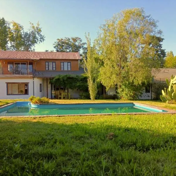 Hostal El Carmen de Pirque, hotel in Pirque