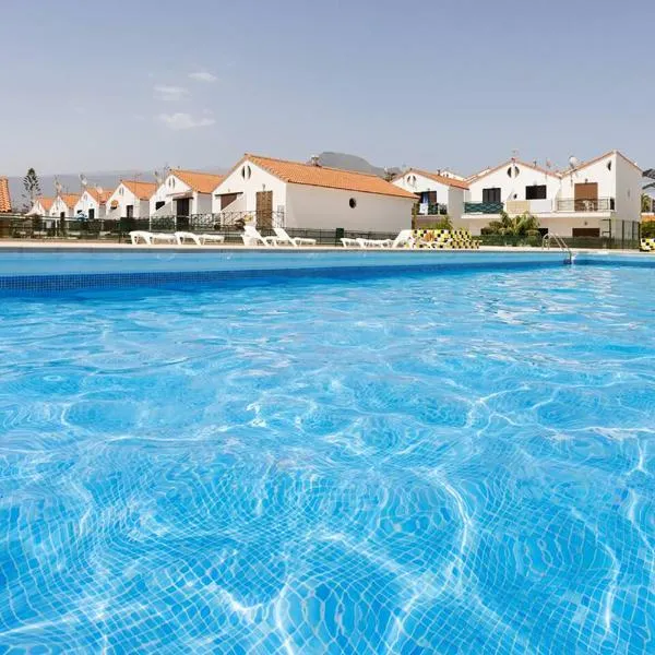 Two apartments 250m from las americas Beach, hotel v destinaci Playa de las Americas