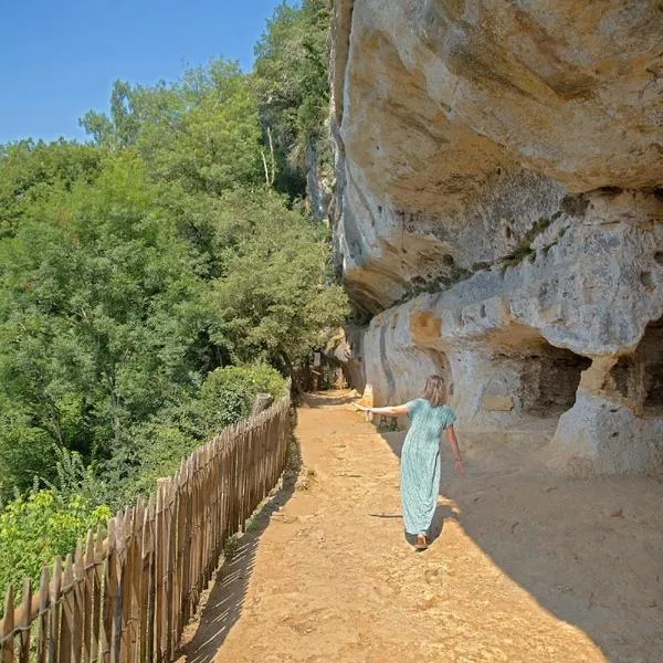 Camping Les Truffières de Dordogne - Maeva, hotel in Saint-Geniès