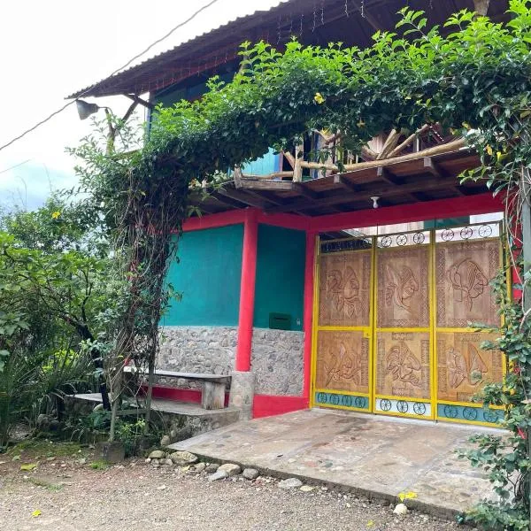 Posada Kauai Experiencia de descanso y conexión en la selva, hotel di Mocoa