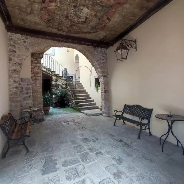 Lo Stemma Guest House, hotel v destinácii Melfi