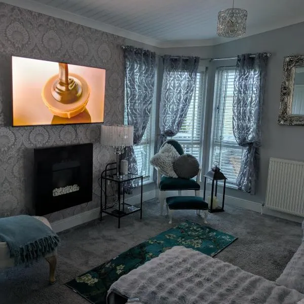 Unique 2 bed lodge, hotel di Rhyl