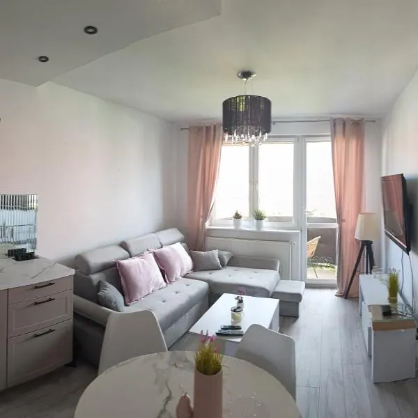 Palerma Apartament, hotel in Darłowo