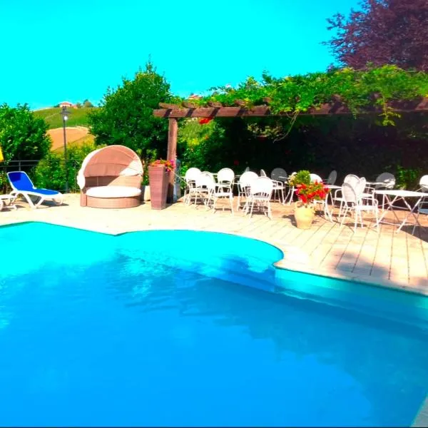 Cascina Manzo, hotel v destinaci Dogliani