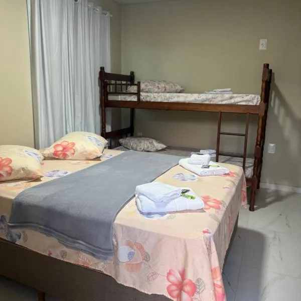Residencial Lara 4, hotel in Itapema