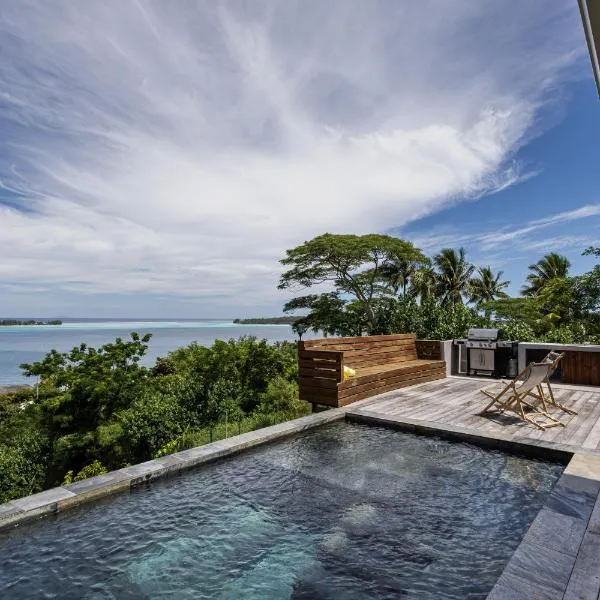 2 BR. Panoramic Lagoon View Villa: Poolside paradise, gourmet kitchen, hotel v destinaci Bora Bora