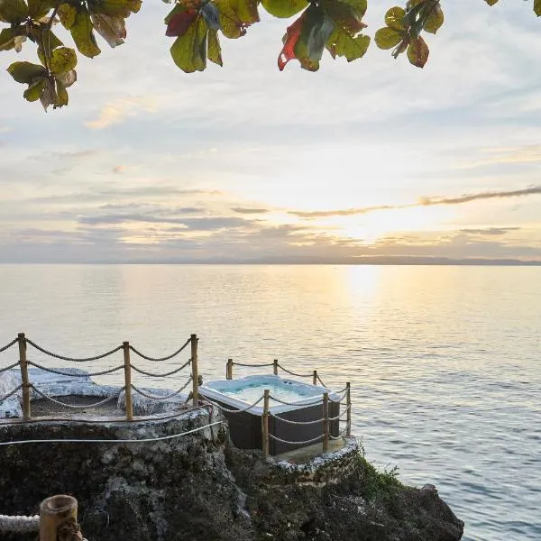 Casa Verde Cliff Resort & Spa, hotel v destinaci Camotes Islands