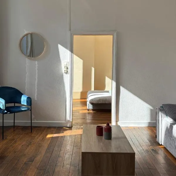 Le chat perché – hotel w mieście Autun