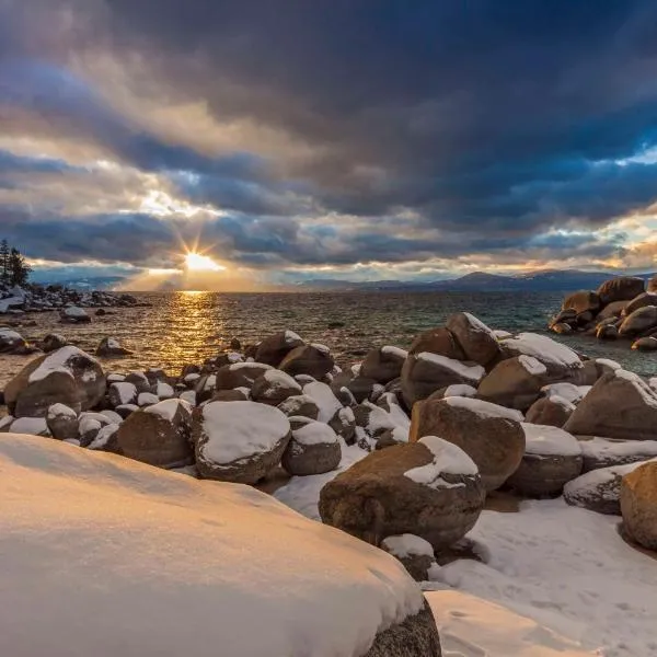 Hyatt Regency Lake Tahoe Resort, Spa & Casino, hotel v destinaci Incline Village