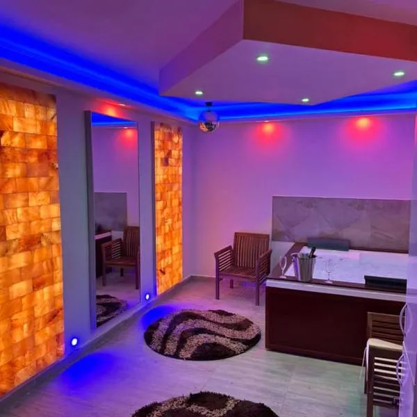 Regim Hotel Hanea jacuzzi in camera,piscina exterioara si sauna comuna, hotel a Sibiu