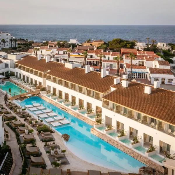Lago Resort Menorca - Suites del Lago Adults Only, hotel v destinaci Cala'n Bosch