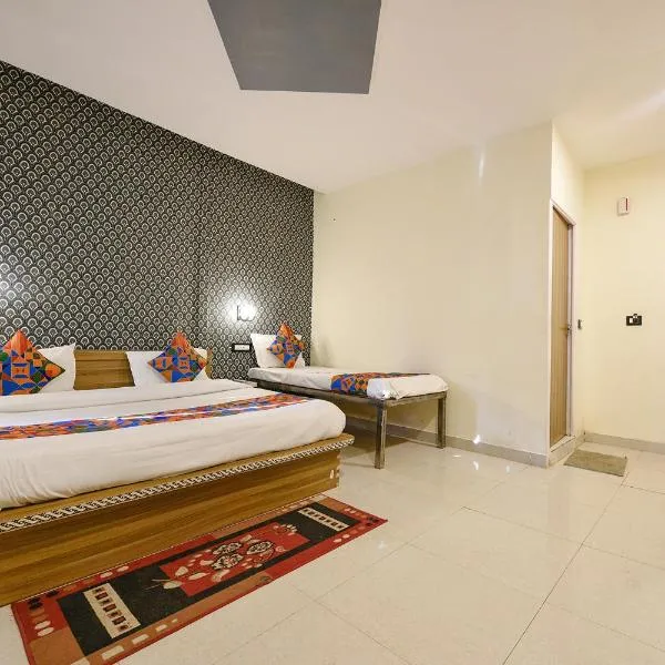 FabHotel Sizzling Resort & Adventure - Nr Main market, hotel v destinaci Dhanaulti