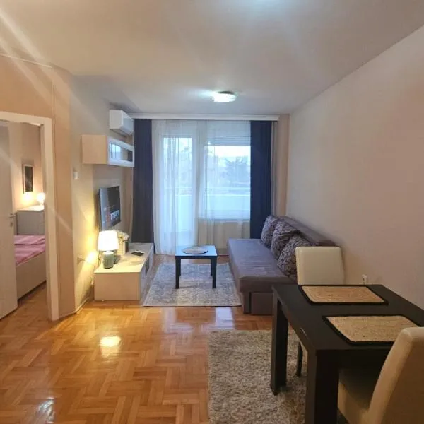 Riverside rest、ニシュのホテル