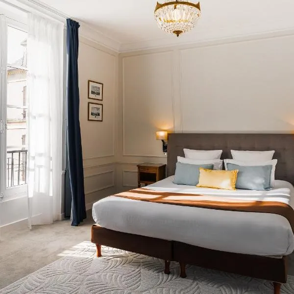 Teritoria Château de Boisgelin - Hôtel & Restaurant Mathieu Kergourlay، فندق في Pléhédel