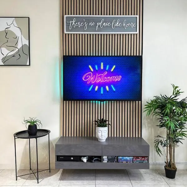 On Trend 3 Bedroom Home In Maerdy Near Attractions, ξενοδοχείο σε Maerdy