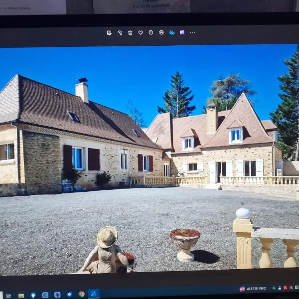 Domaine de SWEENDY GITE 1, hotel in Le Bugue