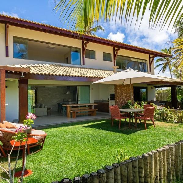 Bangalô com Jardim de 3 quartos em Imbassaí - J02