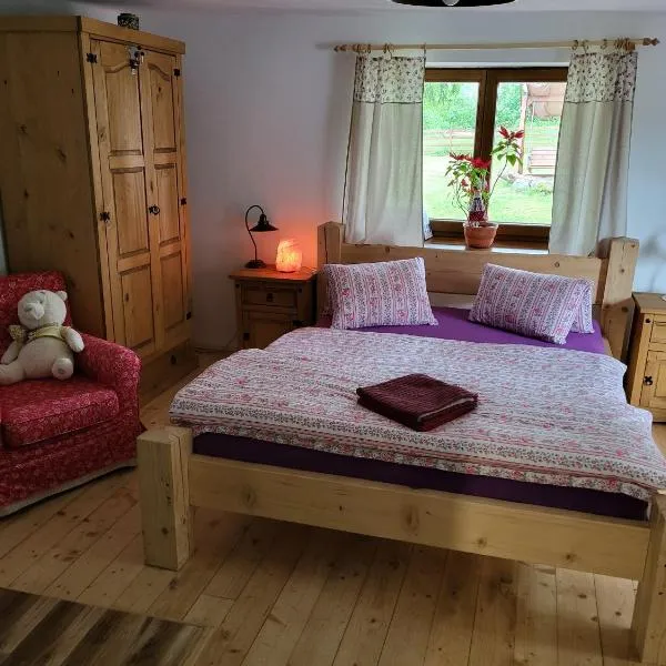 Chalupa Romantik na Hrinovskych lazoch, hotel in Hriňová