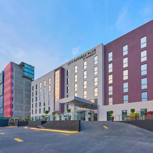 City Express Plus by Marriott Ciudad de México Periférico Sur Tlalpan, hotel in Mexico City